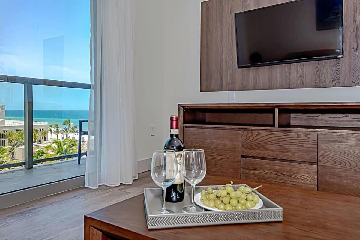 Rooftop Pool - Ocean View Balcony - Hollywood Beach Dış mekan fotoğraf